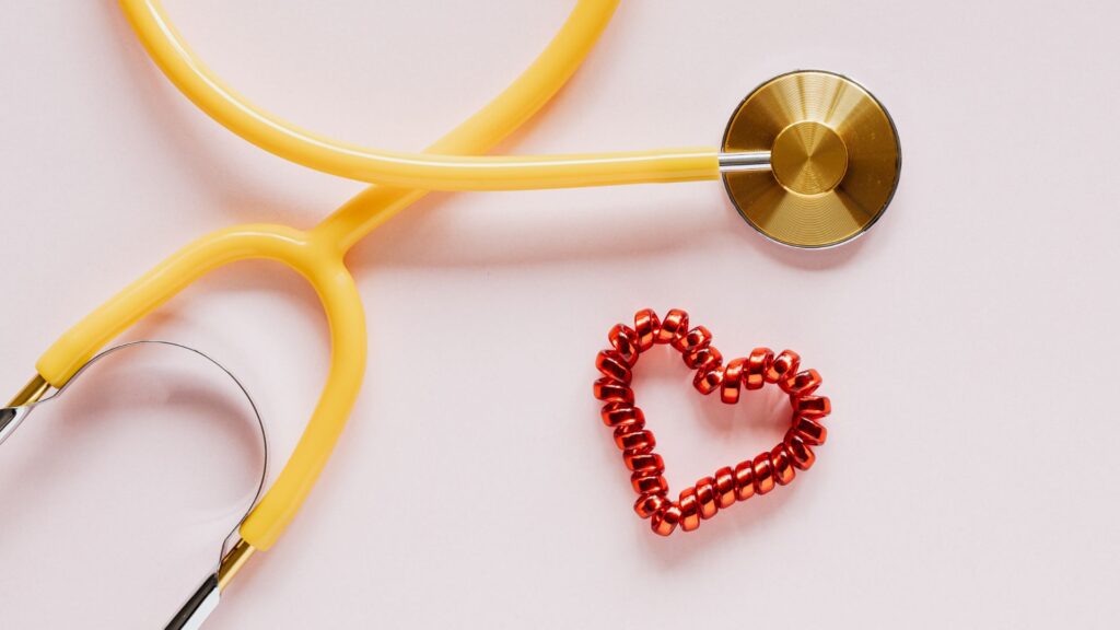 stethoscope and red heart